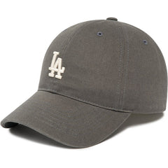 MLB Classic CP66 Men's and Women's Solid Color Versatile Duck Tongue Hat Embroidered CP77 Baseball Hat NY Soft Top Hat LA Hat (2)