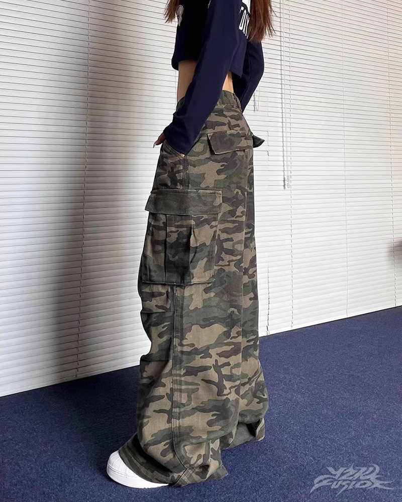 Baggy Camo Cargo Pants