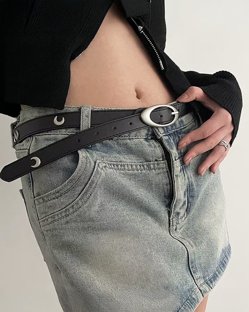Belt With Oval Buckle