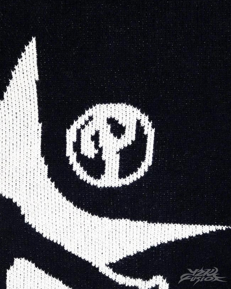 Black Y2K Sweater