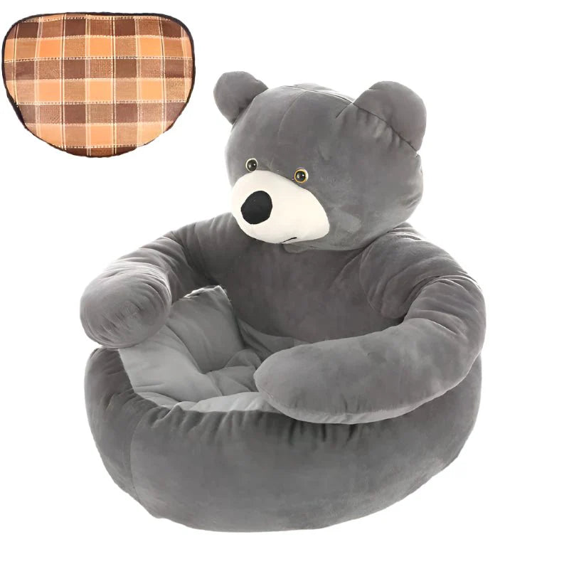 Cuddly Winter Bear Hug Bed