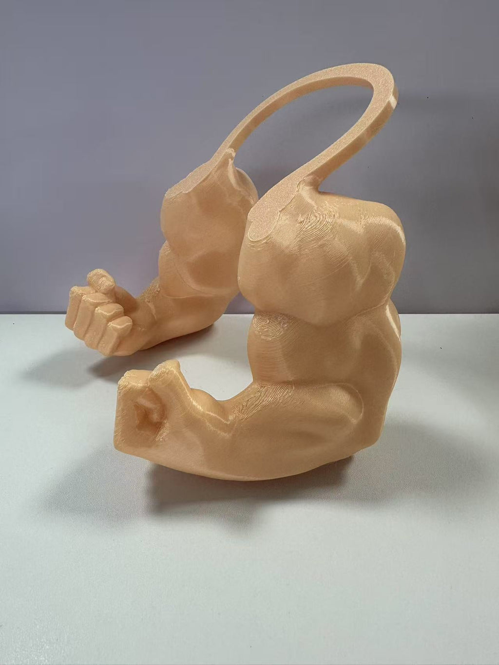 Creative Giant arm 3D