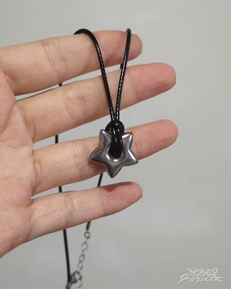 Vintage Y2K Star Necklace