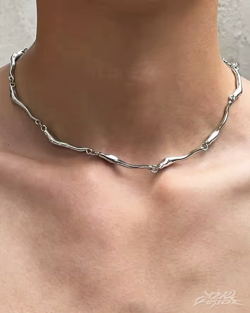 Y2K Liquid Metal Choker
