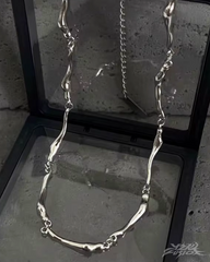 Y2K Liquid Metal Choker