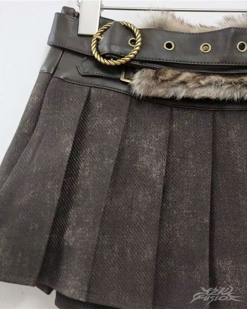 Y2K Pleated Skirt