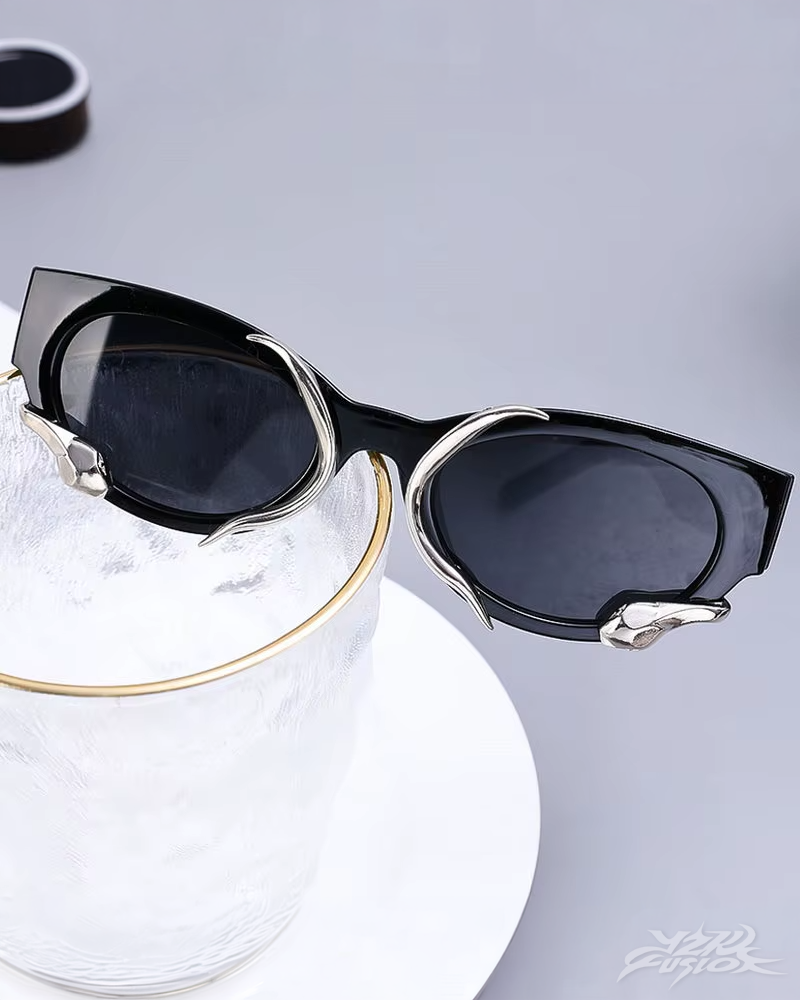 Y2K Snake Sunglasses